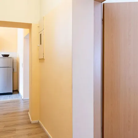 Apartment Cozy In Muelheim Cologne